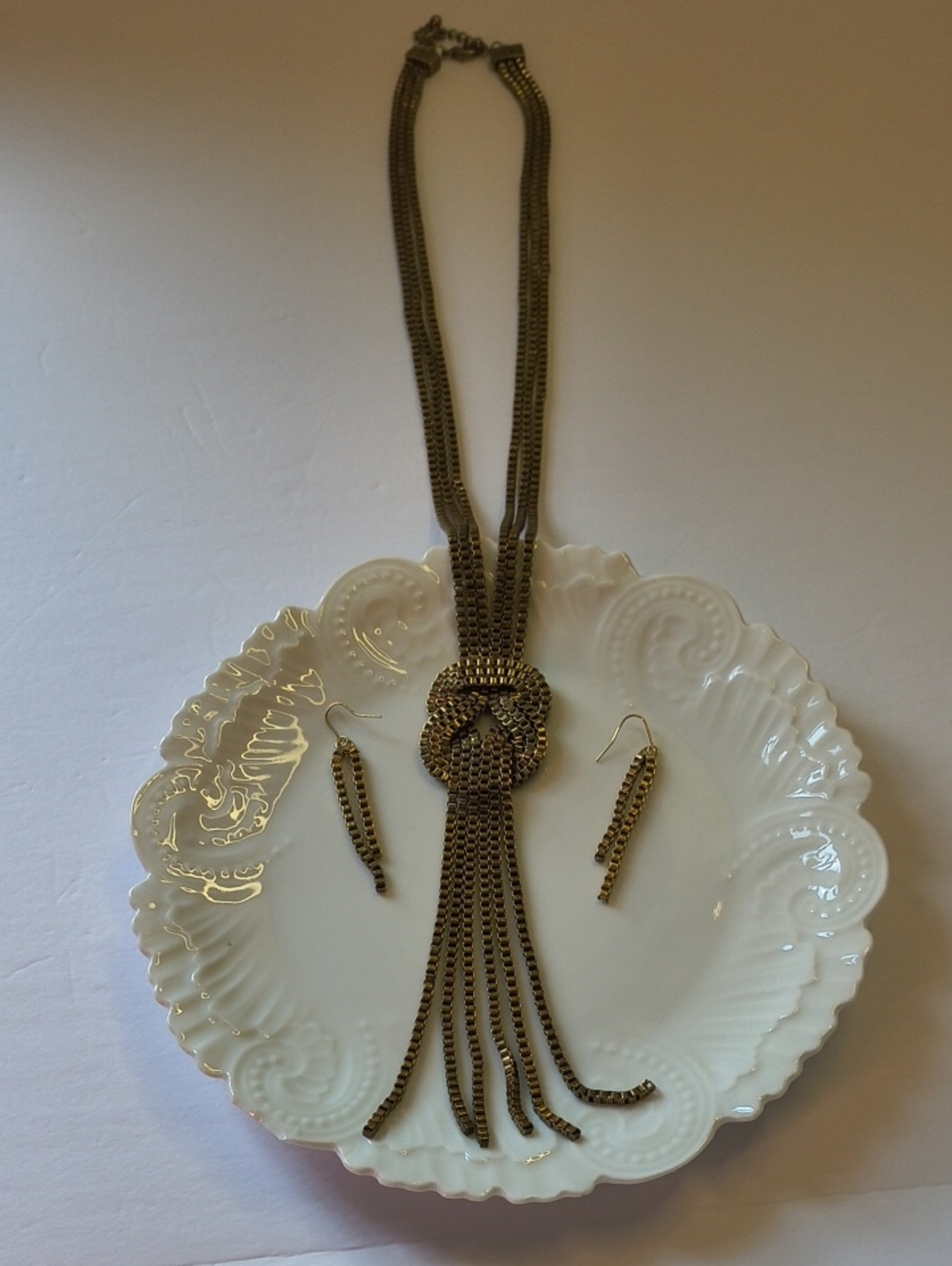 VTG  Liquid Mesh Chain Tassel Necklace Earrings Jewelry Set